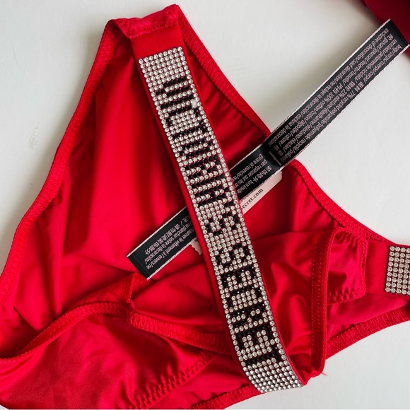 32DD XS Victoria’s Secret red bra set - Picture 5 of 8